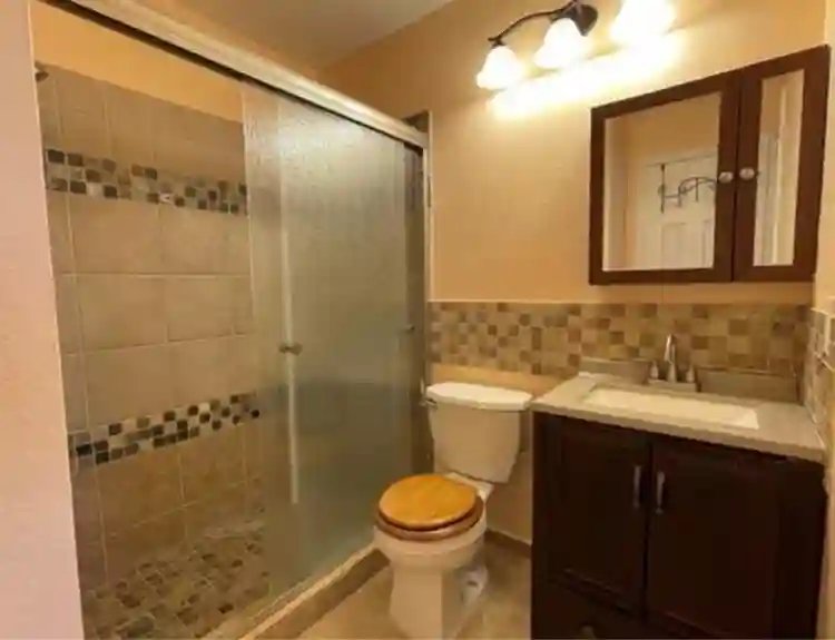 Short or long lease available