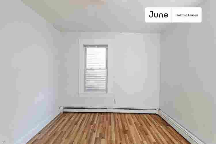1 BR in Boston