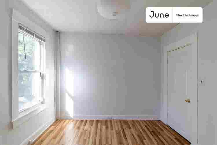 1 BR in Boston