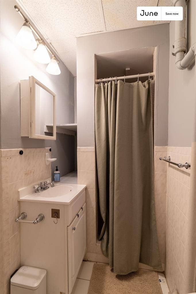 1 BR in Boston