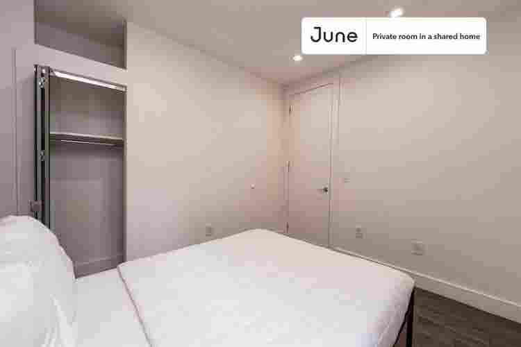 4 BR in New York City
