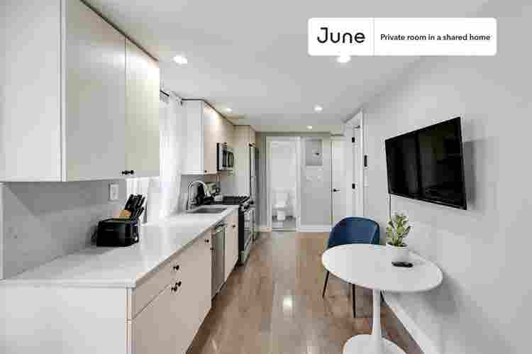 3 BR in New York City