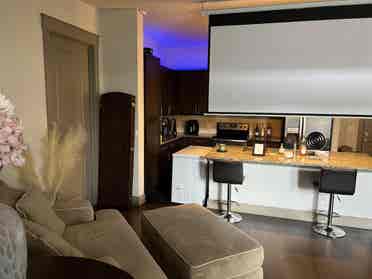 Upscale Sandy Springs Apartment
