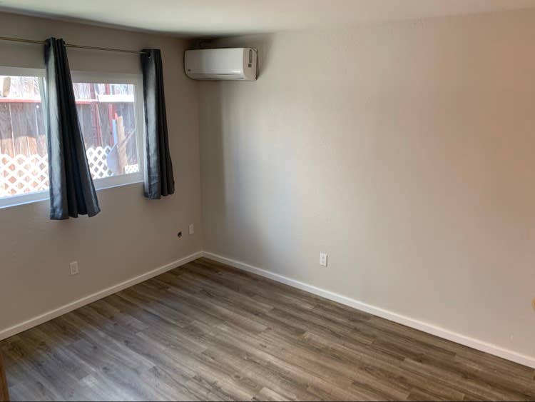 Room for rent in Peaceful Home