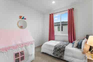Rooms available in a 4BHK townhouse