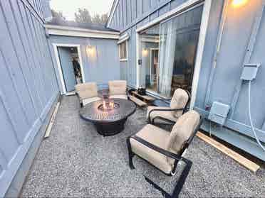 Private Room & Bath-LGBTQ+ Friendly