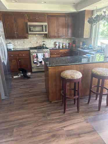 Anaheim hills- Room for rent