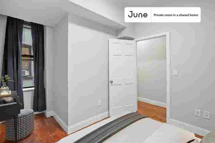 4 BR in New York City