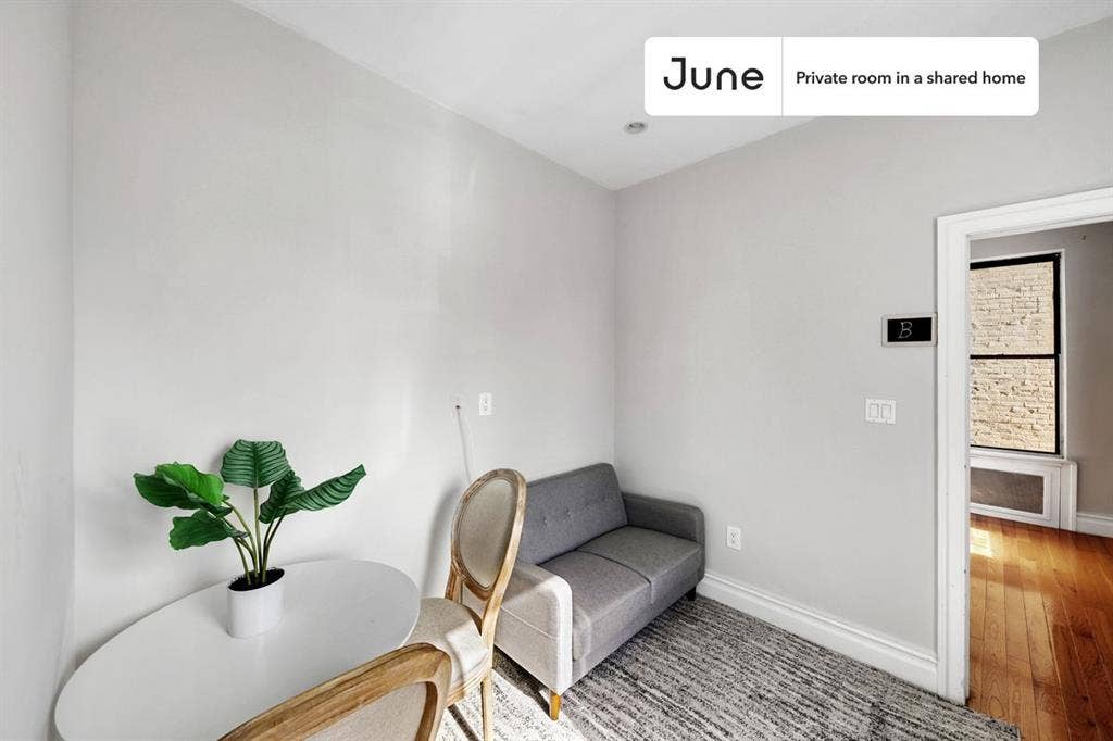2 BR in New York City