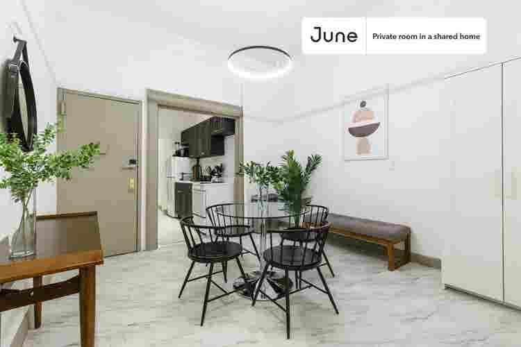 4 BR in New York City