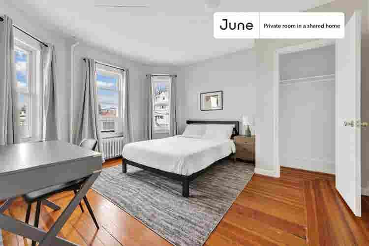 3 BR in Boston