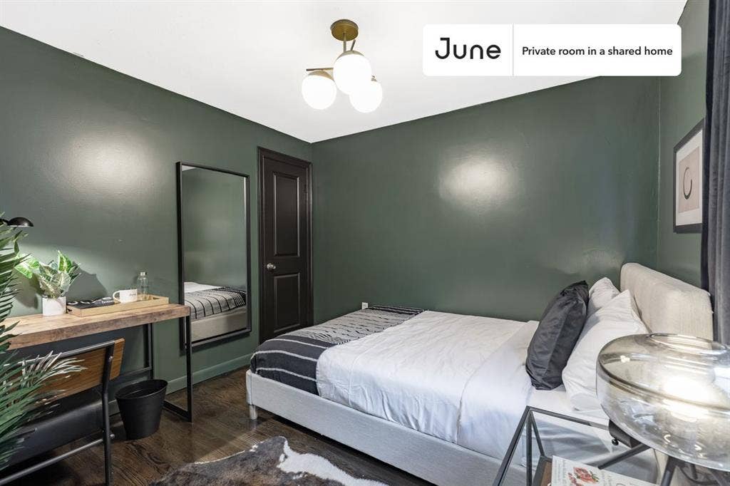 6 BR in Boston