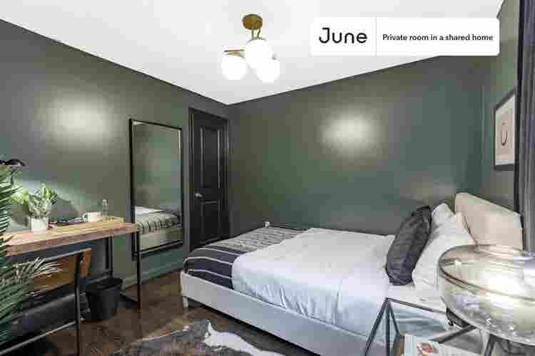 6 BR in Boston