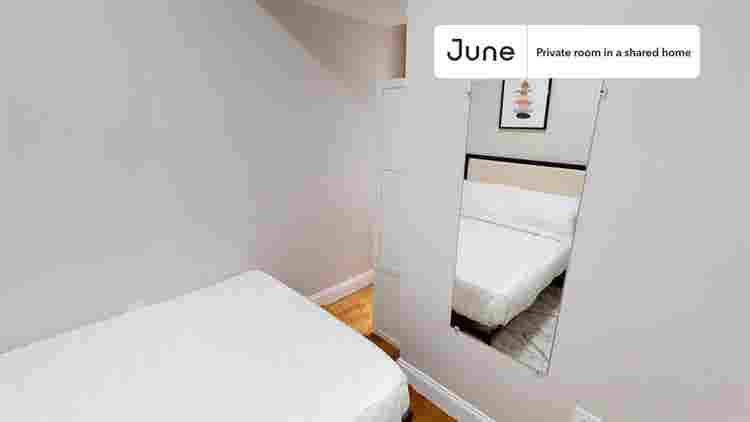4 BR in New York City