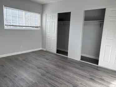 Room available NOW!