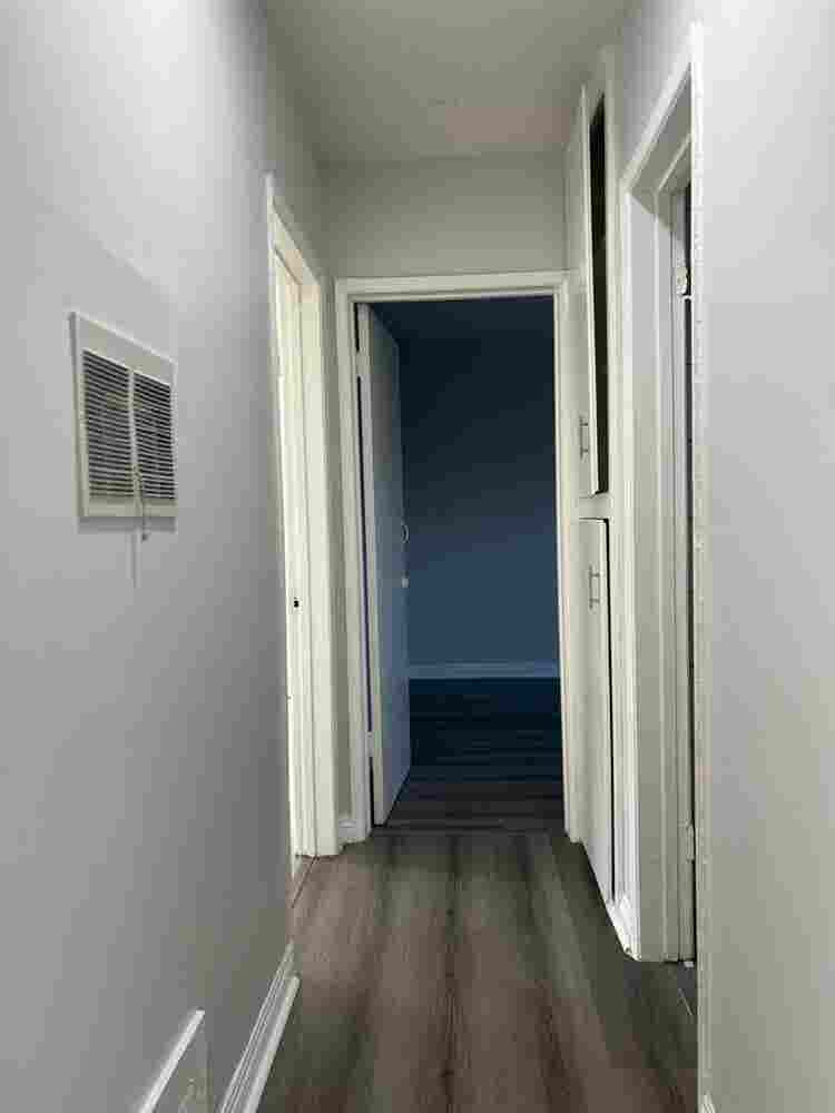 Room available NOW! $