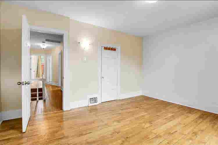 Rooms near University of Ottawa