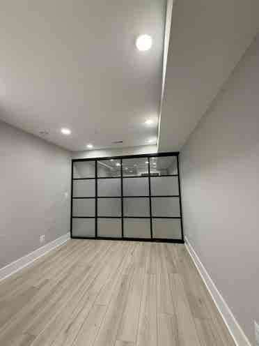 1 bedroom basement APT