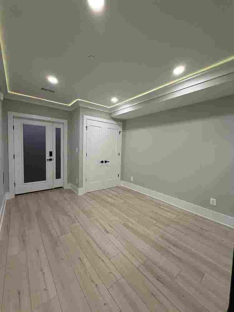 1 bedroom basement APT