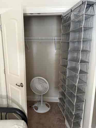 Looking for a room mate