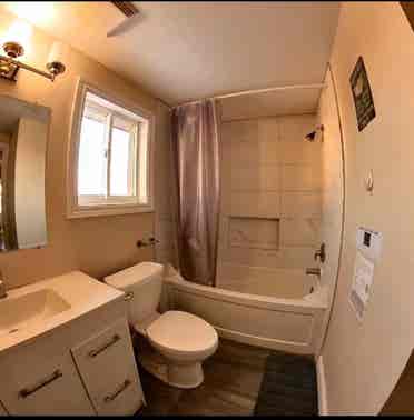 Room in Barrie close to Georgia