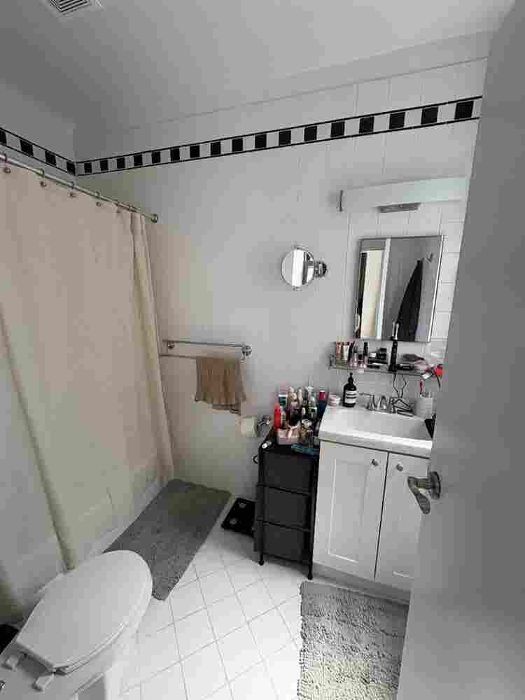 🔥Spacious Studio Midtown South🔥