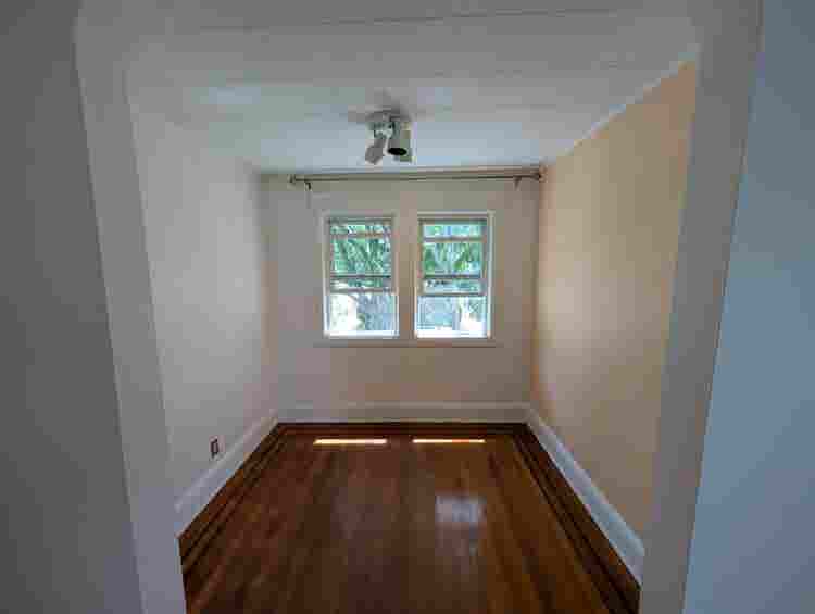 Room for Rent - Quiet, Safe