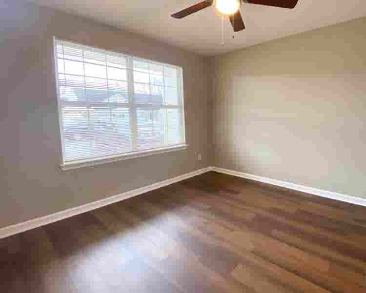 Bath house immediate move-in