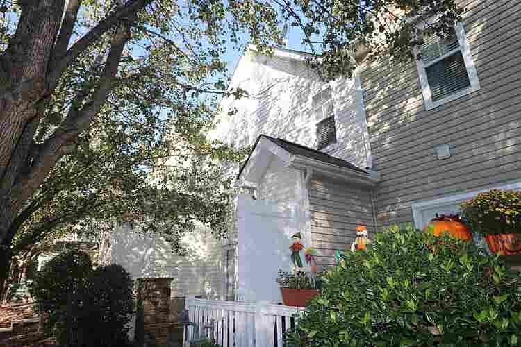 3 BR in Charlotte