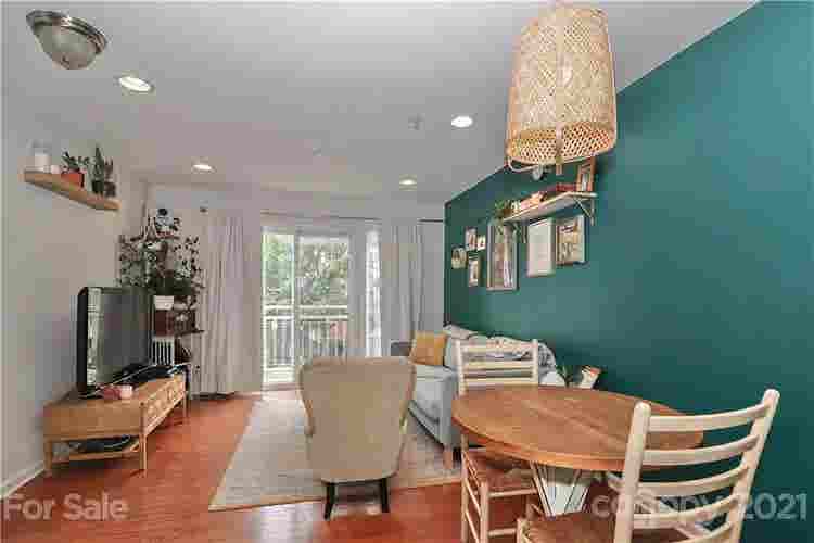 2 BR in Charlotte