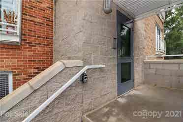 2 BR in Charlotte