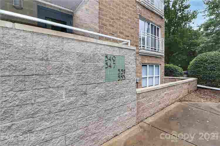 2 BR in Charlotte