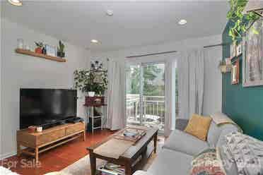 2 BR in Charlotte