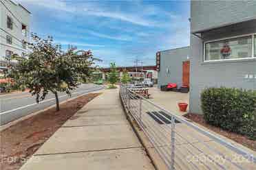 2 BR in Charlotte