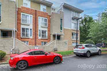 2 BR in Charlotte