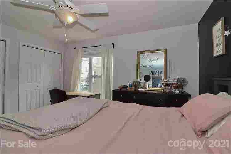 2 BR in Charlotte