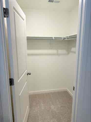 2 Rooms Available