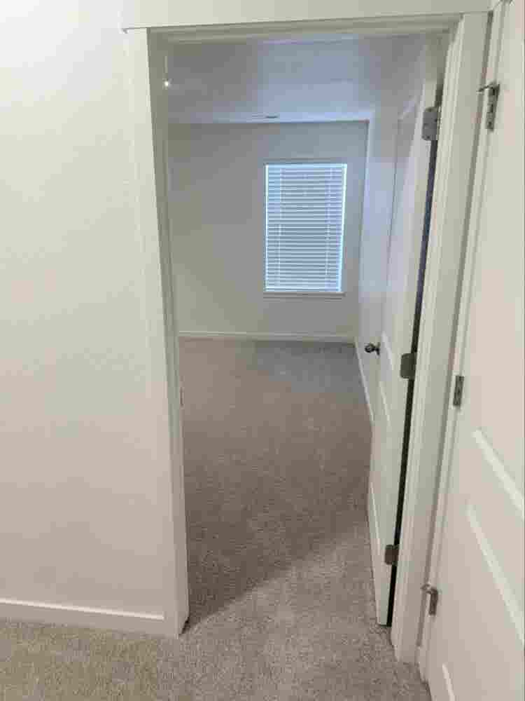 2 Rooms Available
