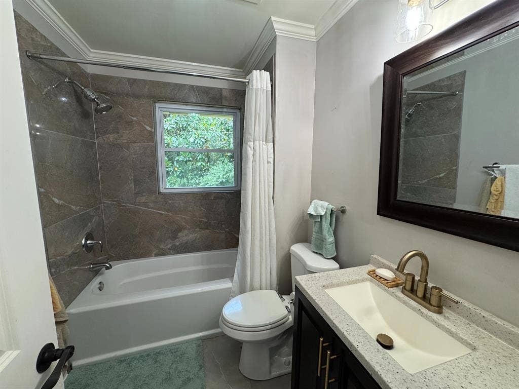 3 BR in Atlanta
