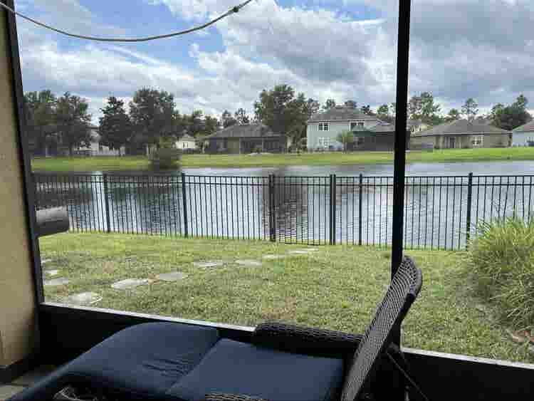 Room for rent Eagle landing area