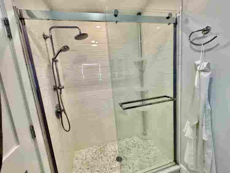 2BR with backyard, balcony+ storage