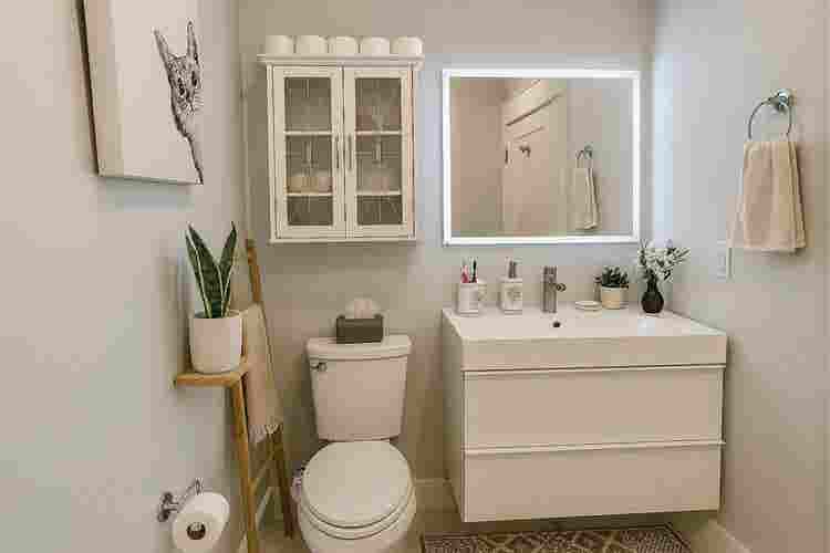 2BR with backyard, balcony+ storage