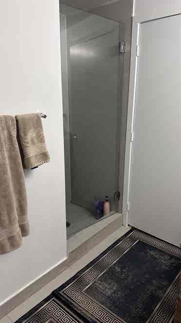 Roommate Wanted Furnished Apartment