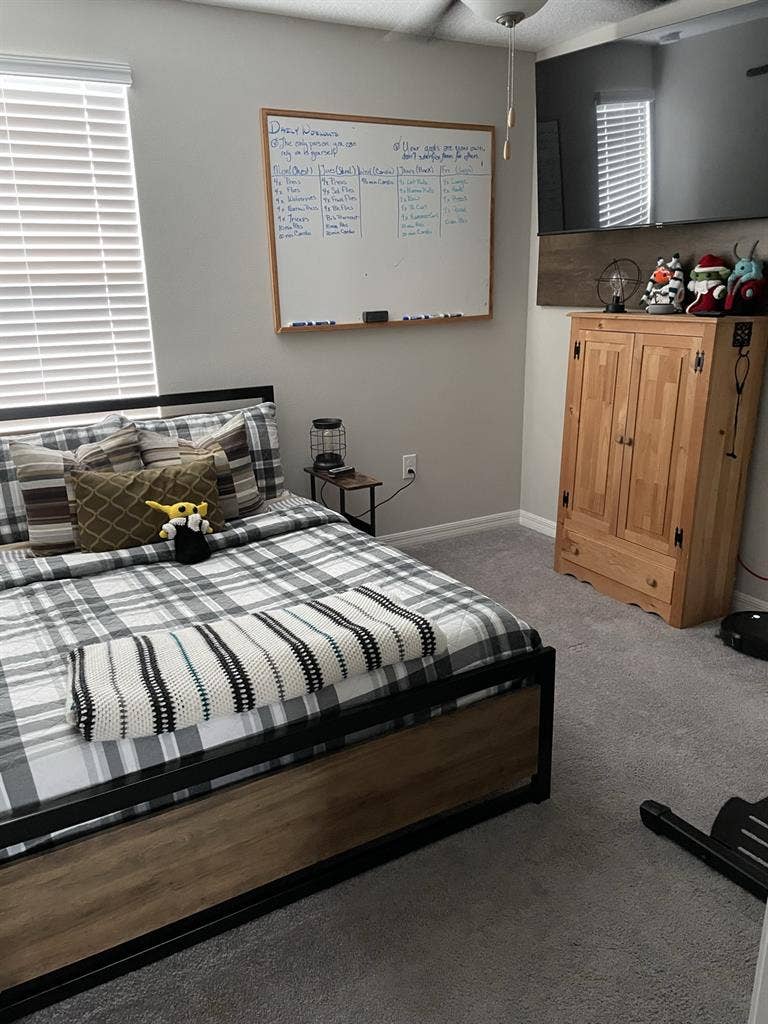 Private room for rent