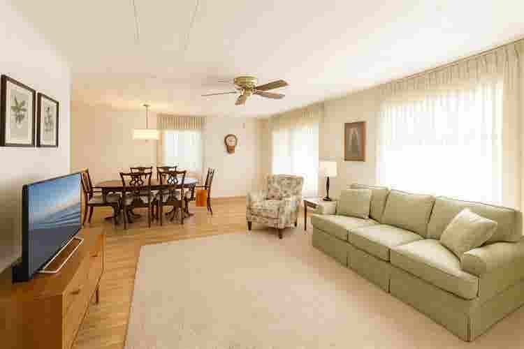 Chandler Room for rent, great deal!