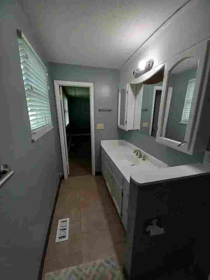 Furnished big bedroom private bath