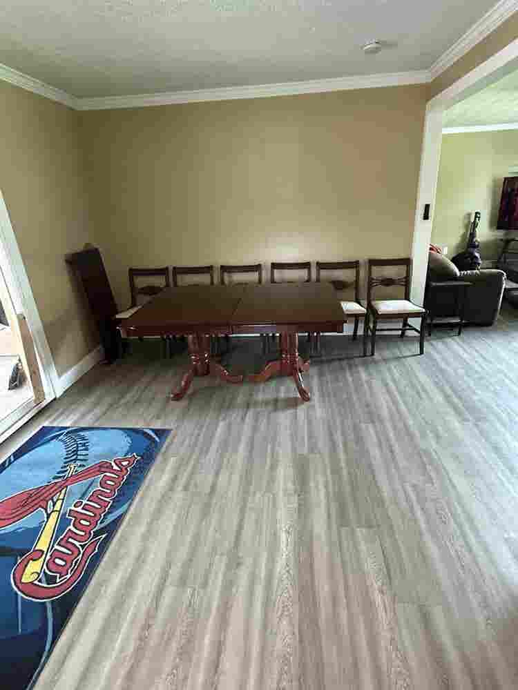 Room in pooler ga
