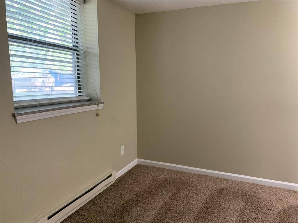 B Sublease Available