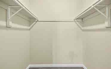 Fully furnished /mth