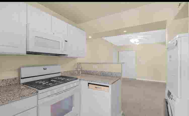 Fully furnished /mth